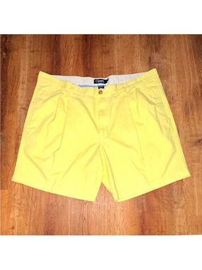 Chaps Men's Bright Yellow Flat-Front Shorts
